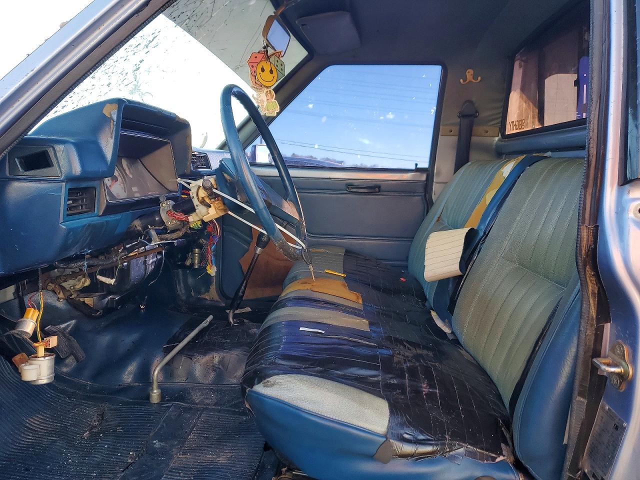 1985 Nissan 720 - Фото 7