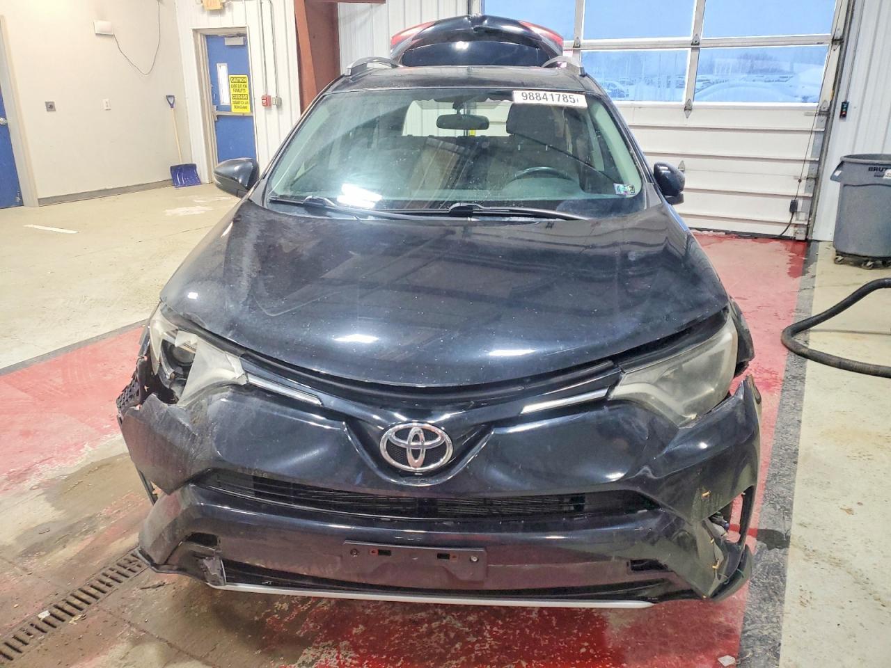 2016 Toyota Rav4 Xle - Image 5