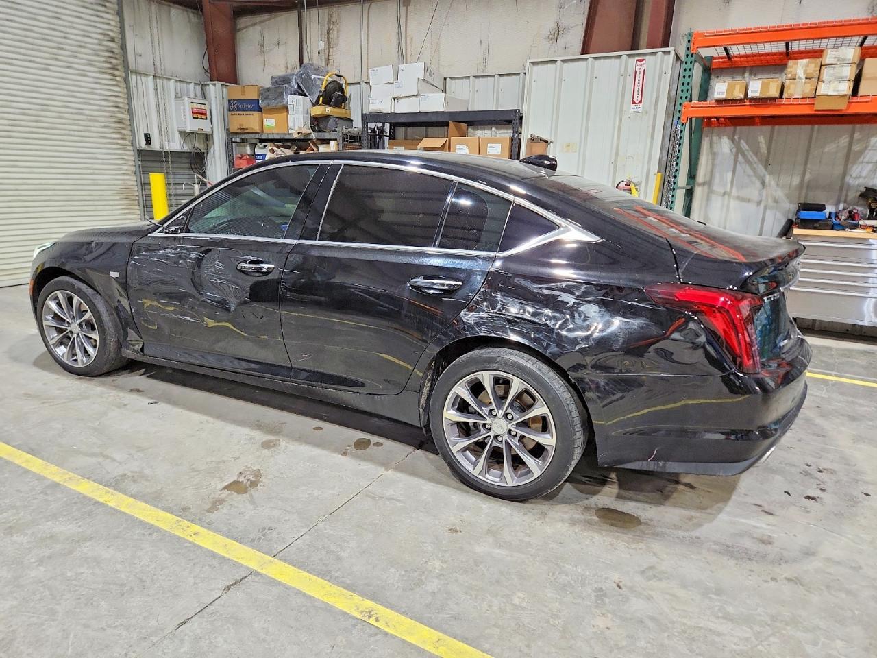 2022 Cadillac Ct5 Premium Luxury - Image 2