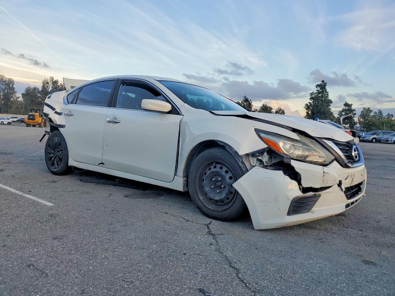 2016 Nissan Altima 2.5 - Фото 4