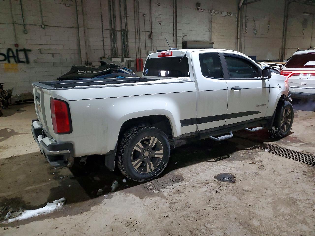 2018 Chevrolet Colorado - Image 3