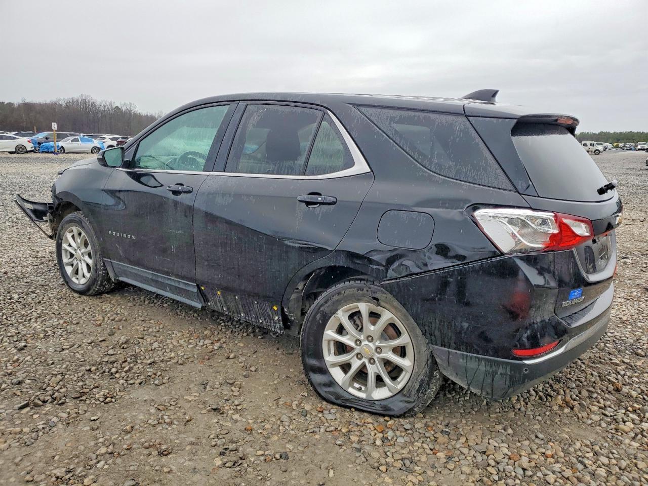 2019 Chevrolet Equinox Lt - Image 2