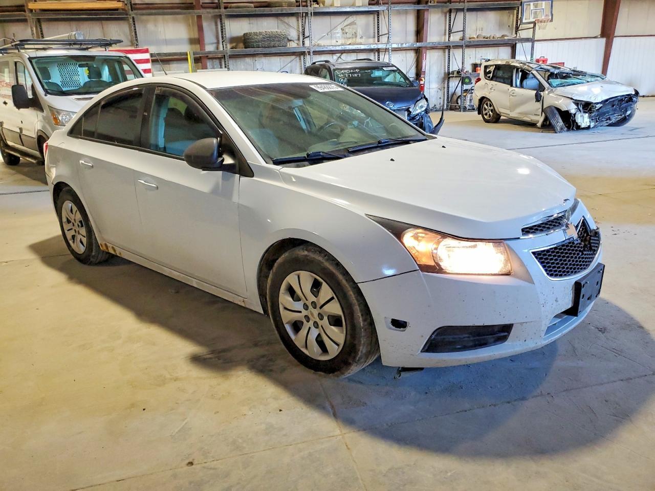 2014 Chevrolet Cruze Ls - Фото 4
