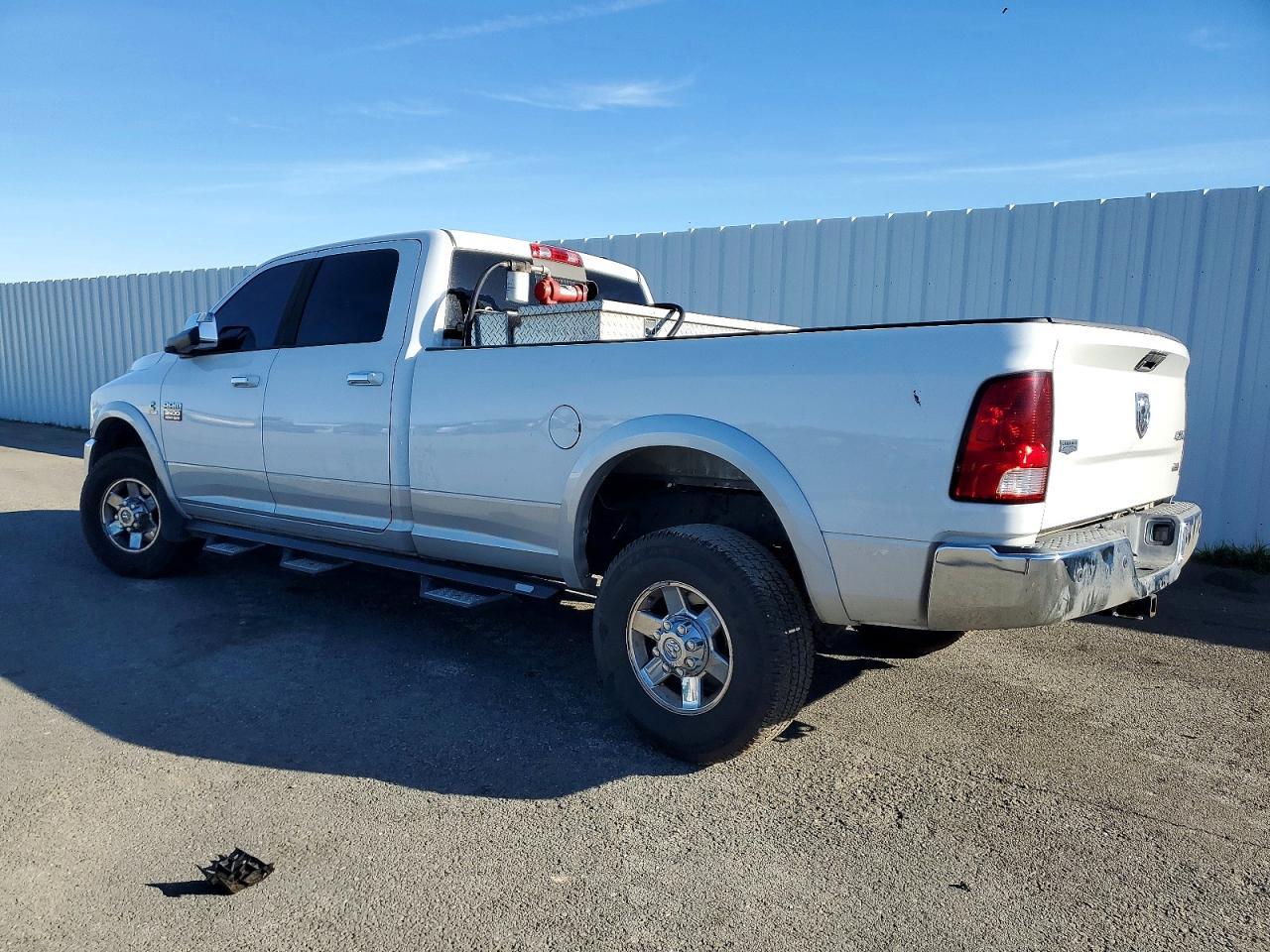2012 Dodge Ram 3500 Laramie - Image 2