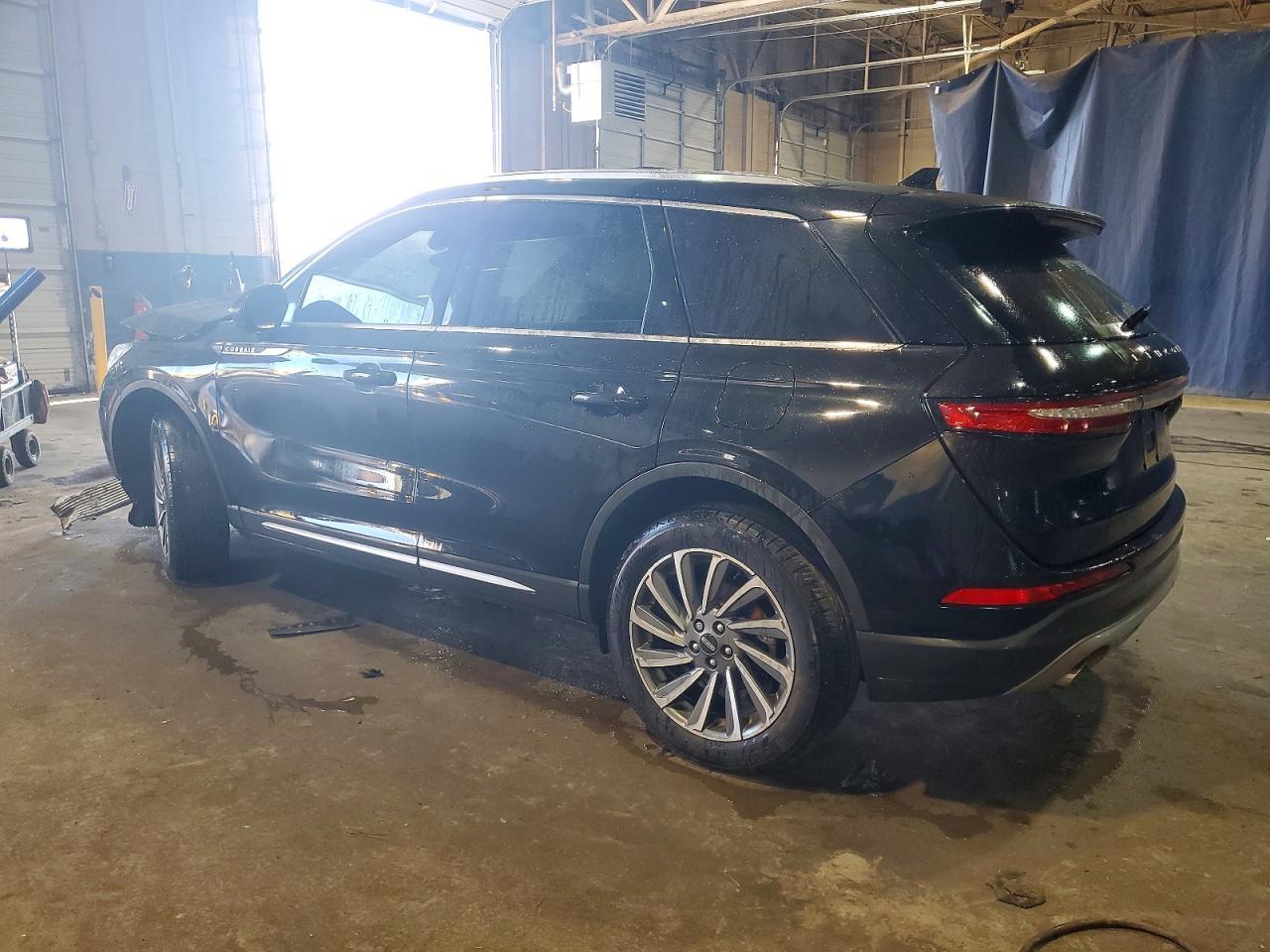 2023 Lincoln Corsair Reserve - Image 2