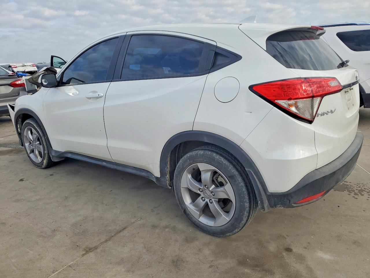 2019 Honda Hr-V Lx - Image 2