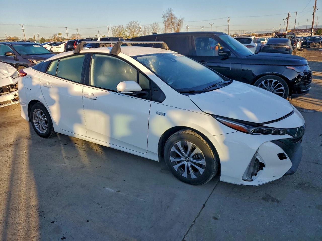 2021 Toyota Prius Prime Le - Image 4