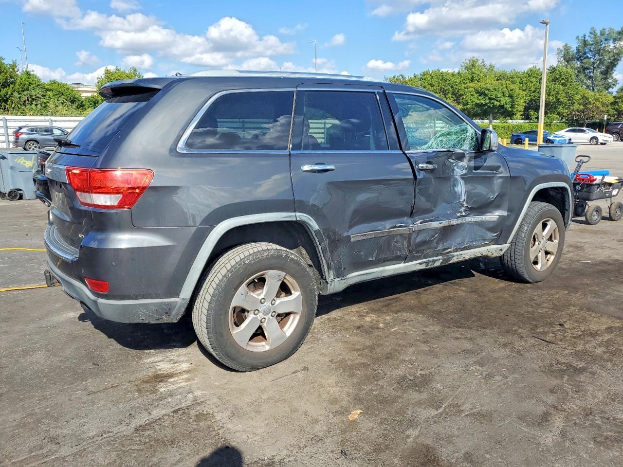 2011 Jeep Grand Cherokee Overland - Фото 3
