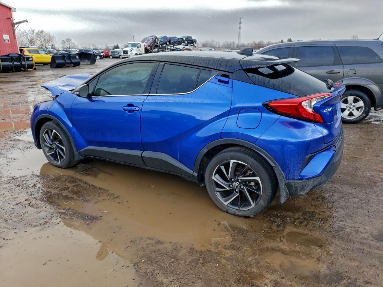 2021 Toyota C-Hr Xle - Фото 2