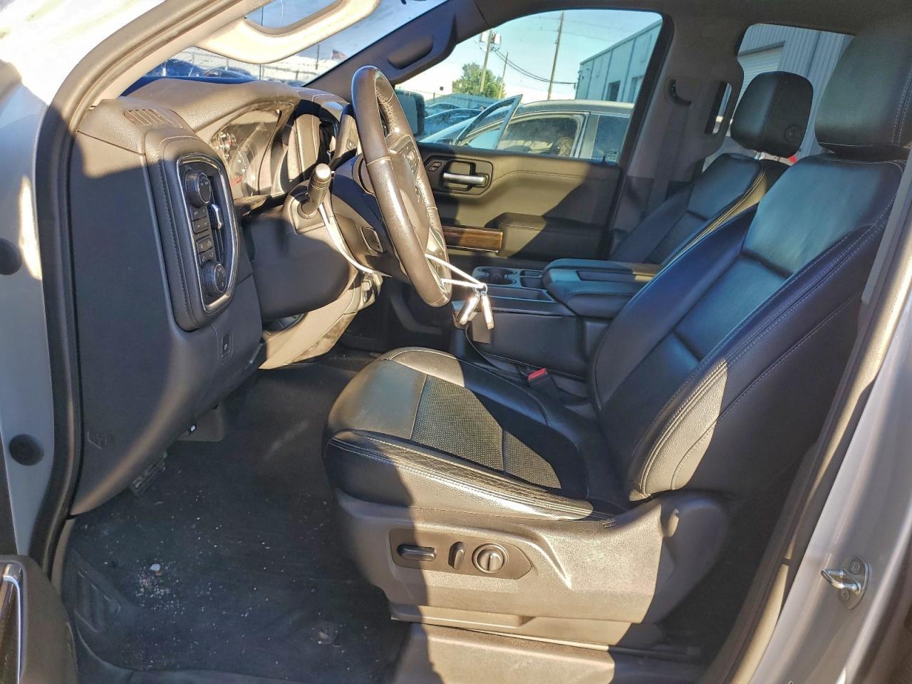 2020 Chevrolet Silverado K1500 Rst - Фото 7