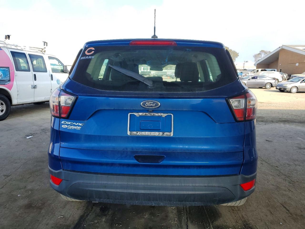 2018 Ford Escape S - Фото 6