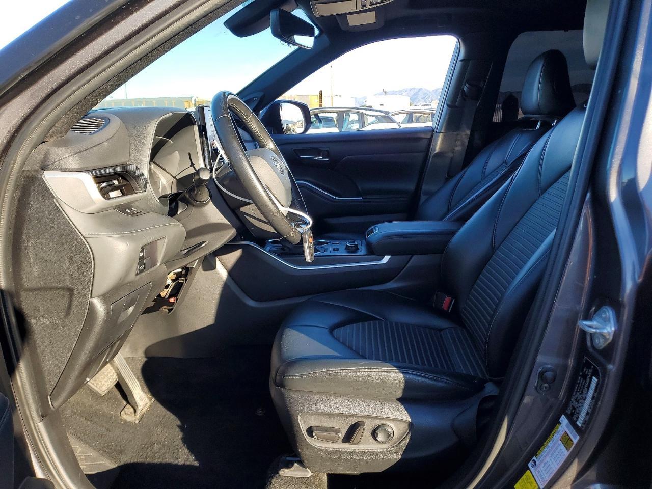 2022 Toyota Highlander Xse - Фото 7