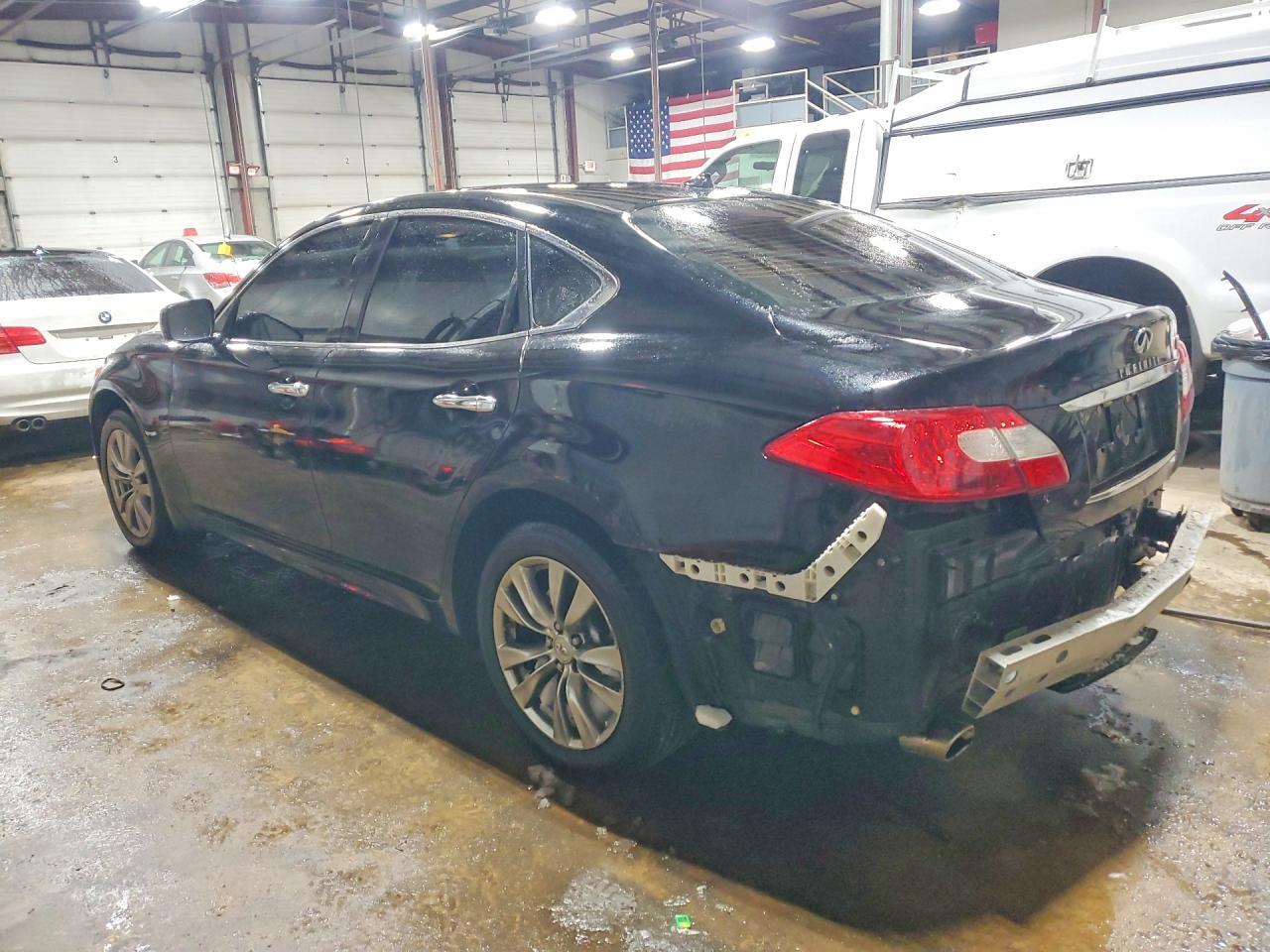 2013 Infiniti M37 X - Фото 2