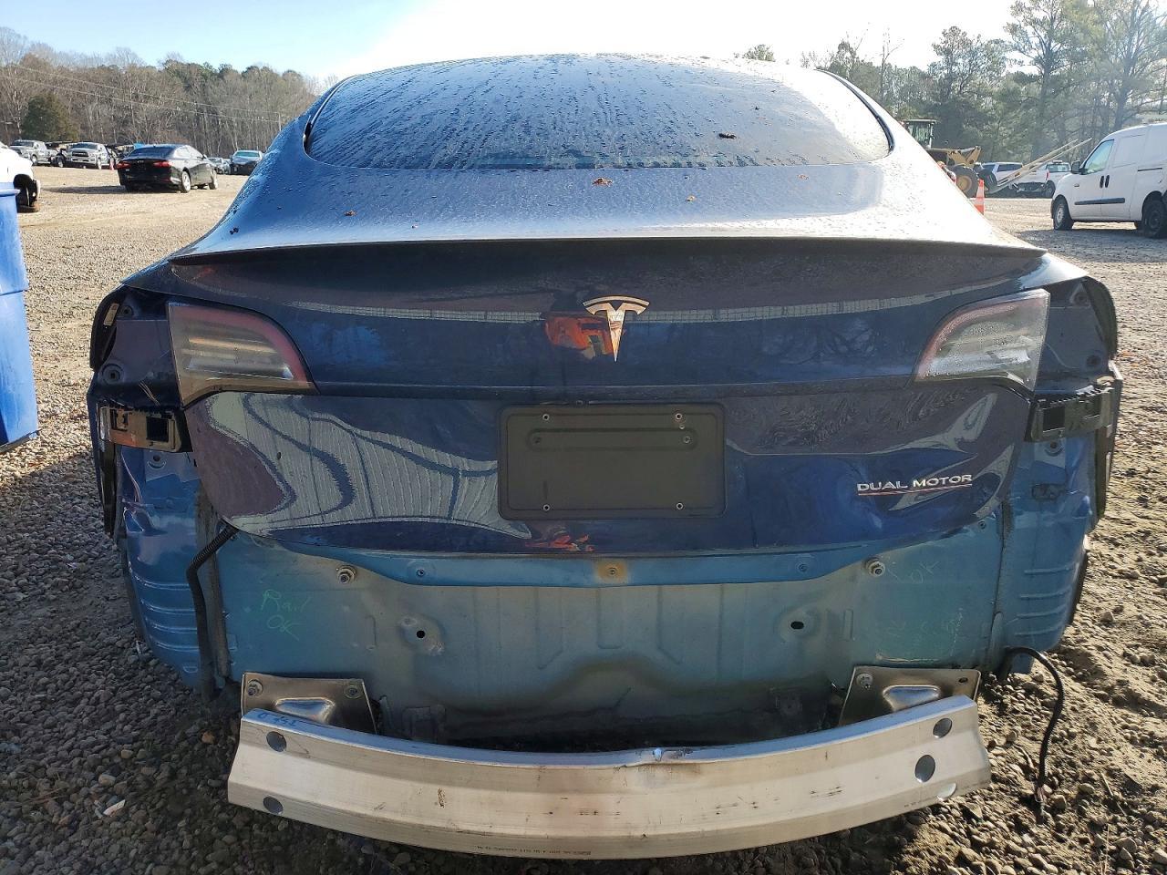 2022 Tesla Model 3 - Image 6