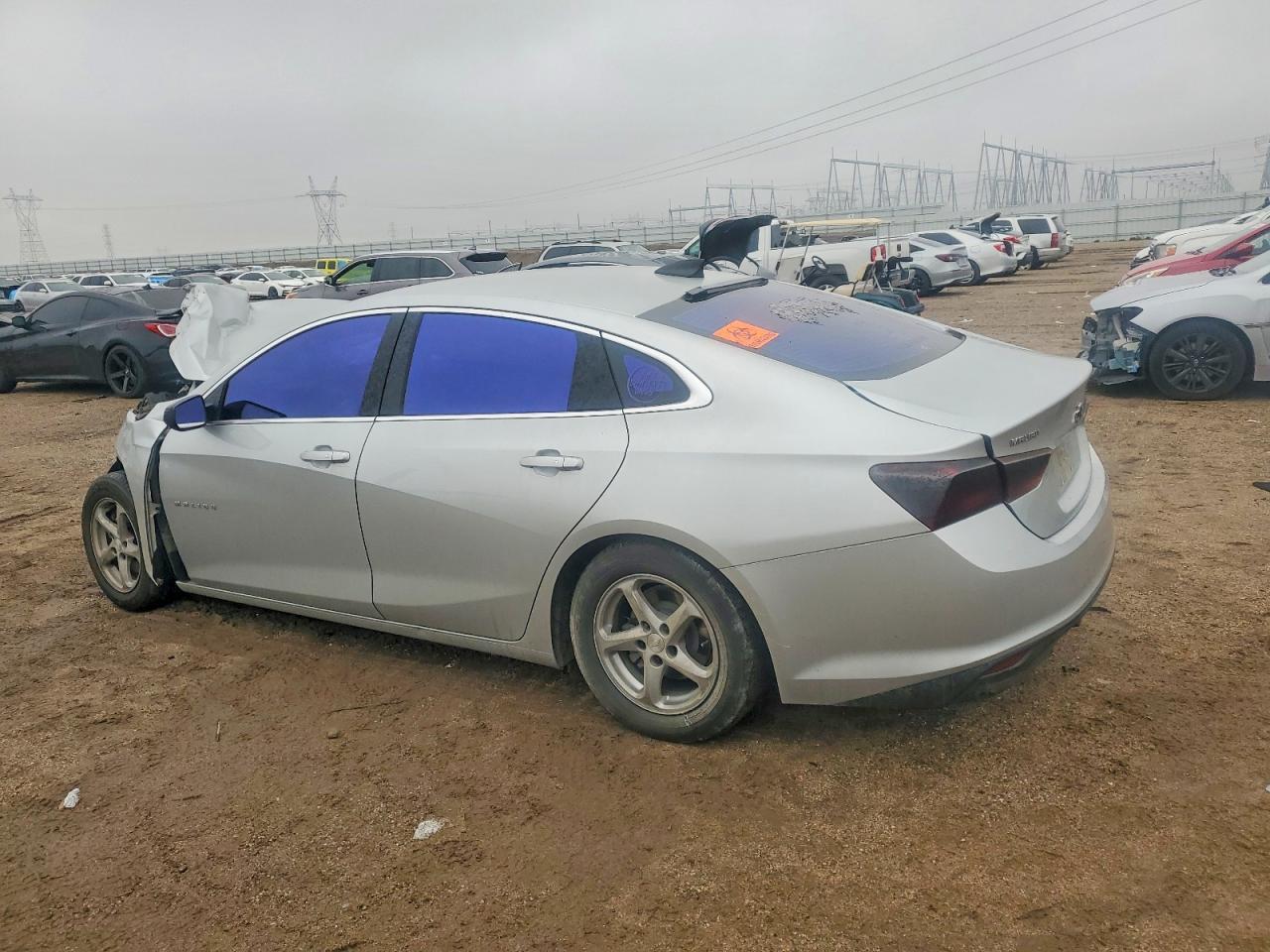 2017 Chevrolet Malibu Ls - Фото 2
