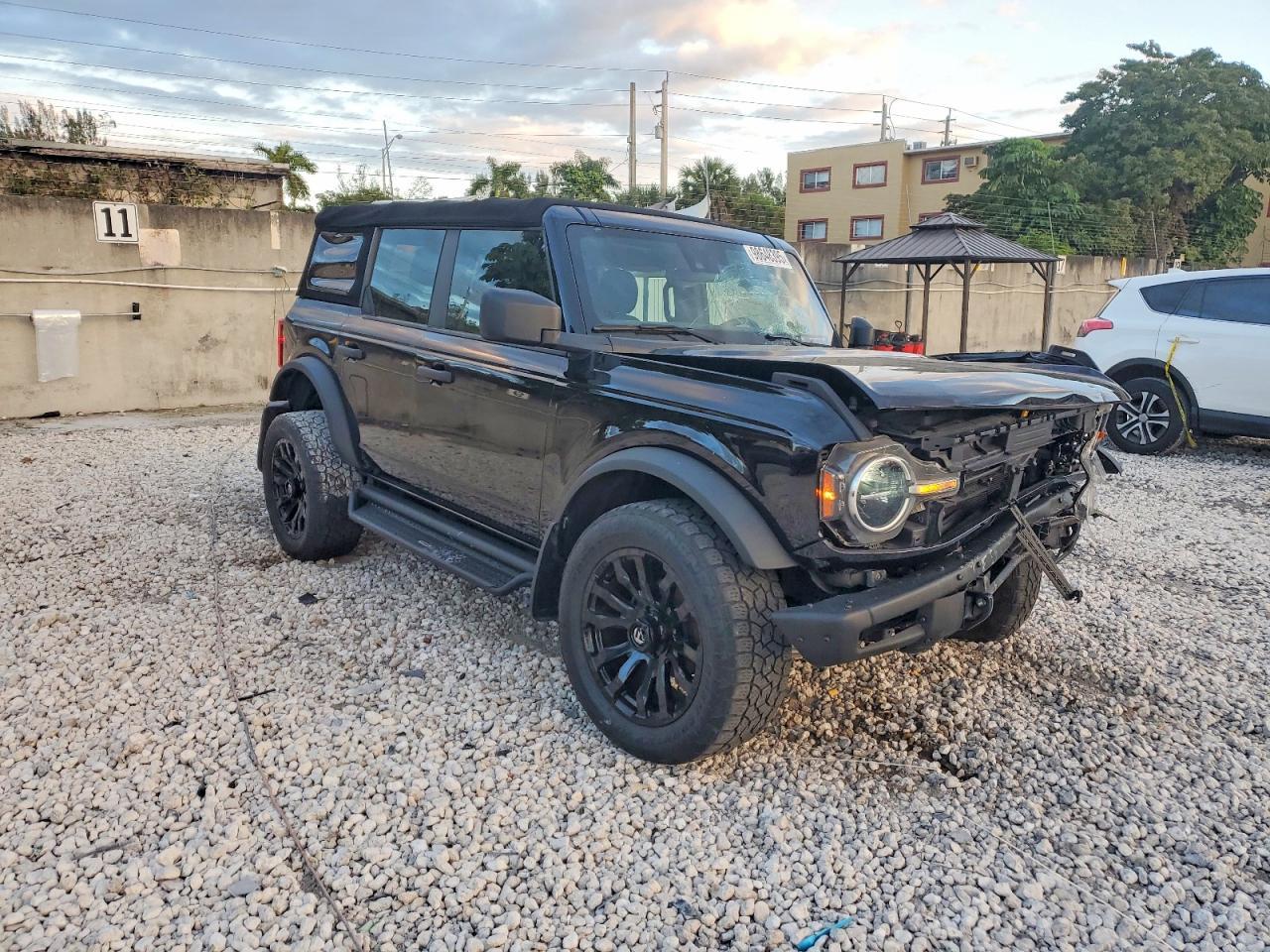 2021 Ford Bronco Base - Фото 4
