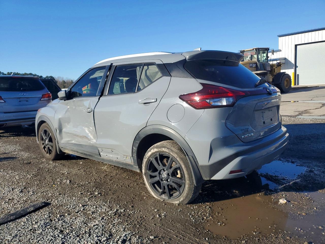 2024 Niss Kicks - Image 2