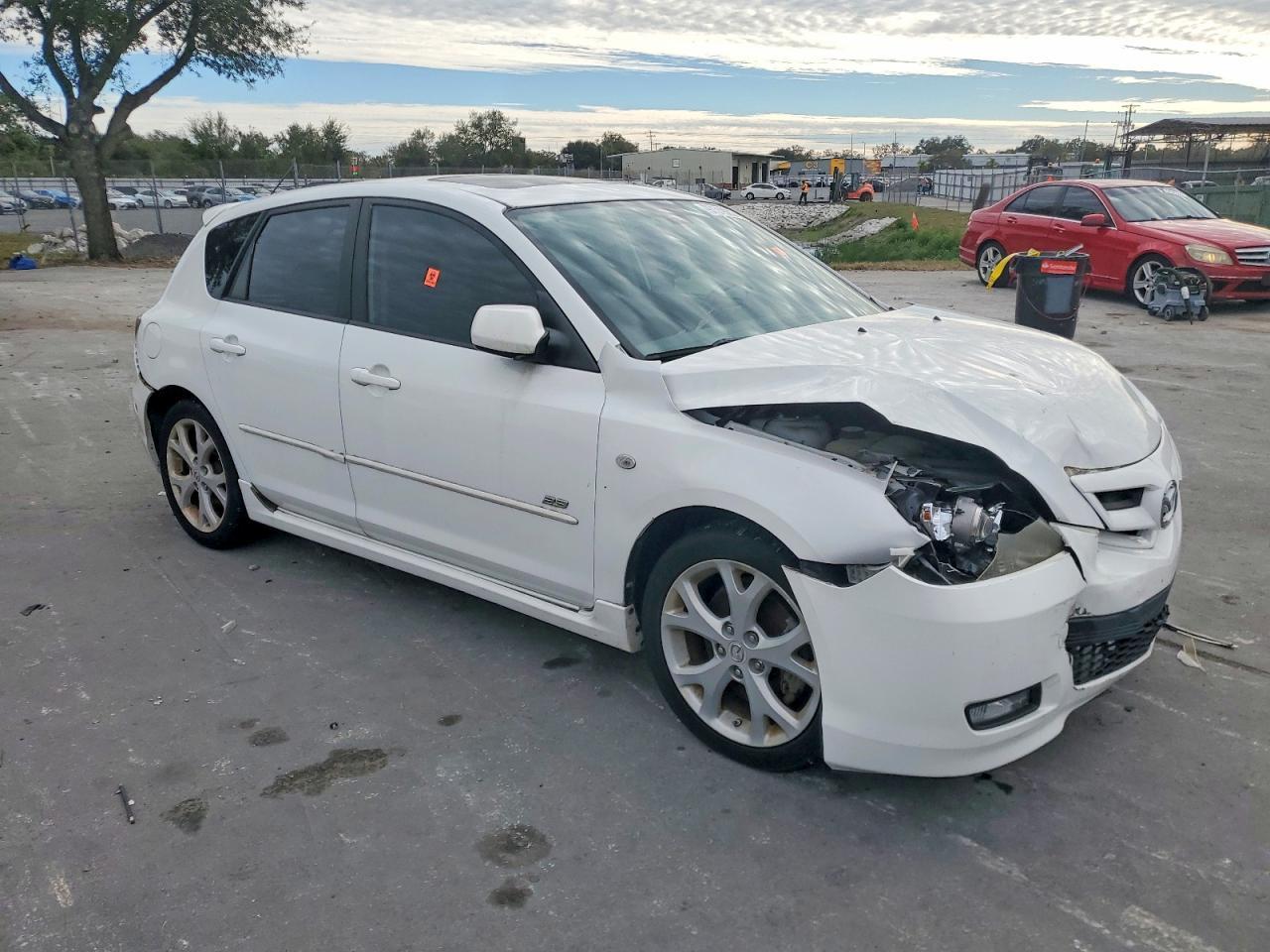 2007 Mazda 3 Hatchback - Фото 4
