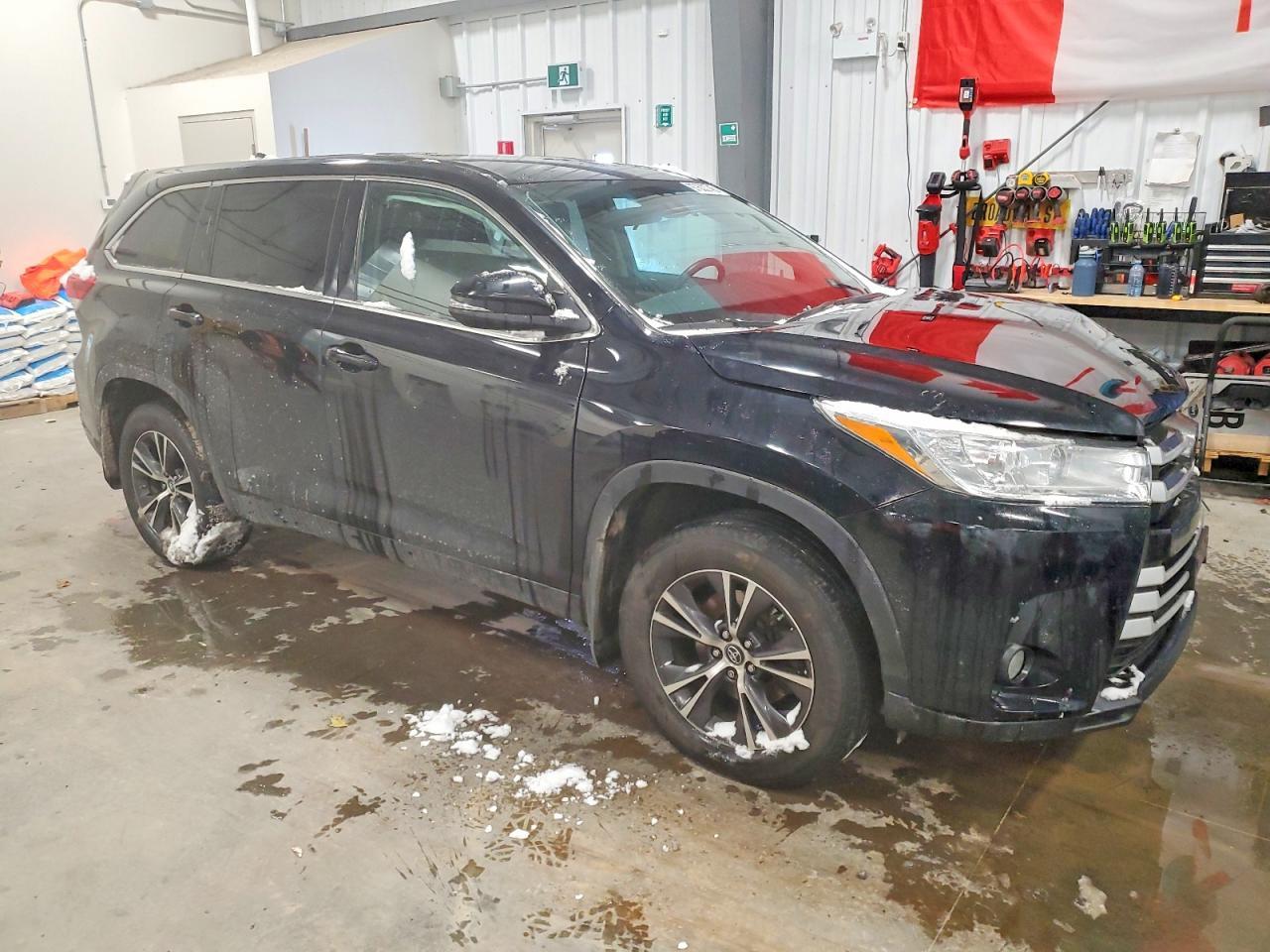 2018 Toyota Highlander Le - Фото 4
