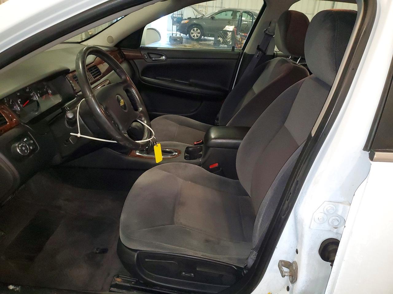 2010 Chevrolet Impala Lt - Фото 7