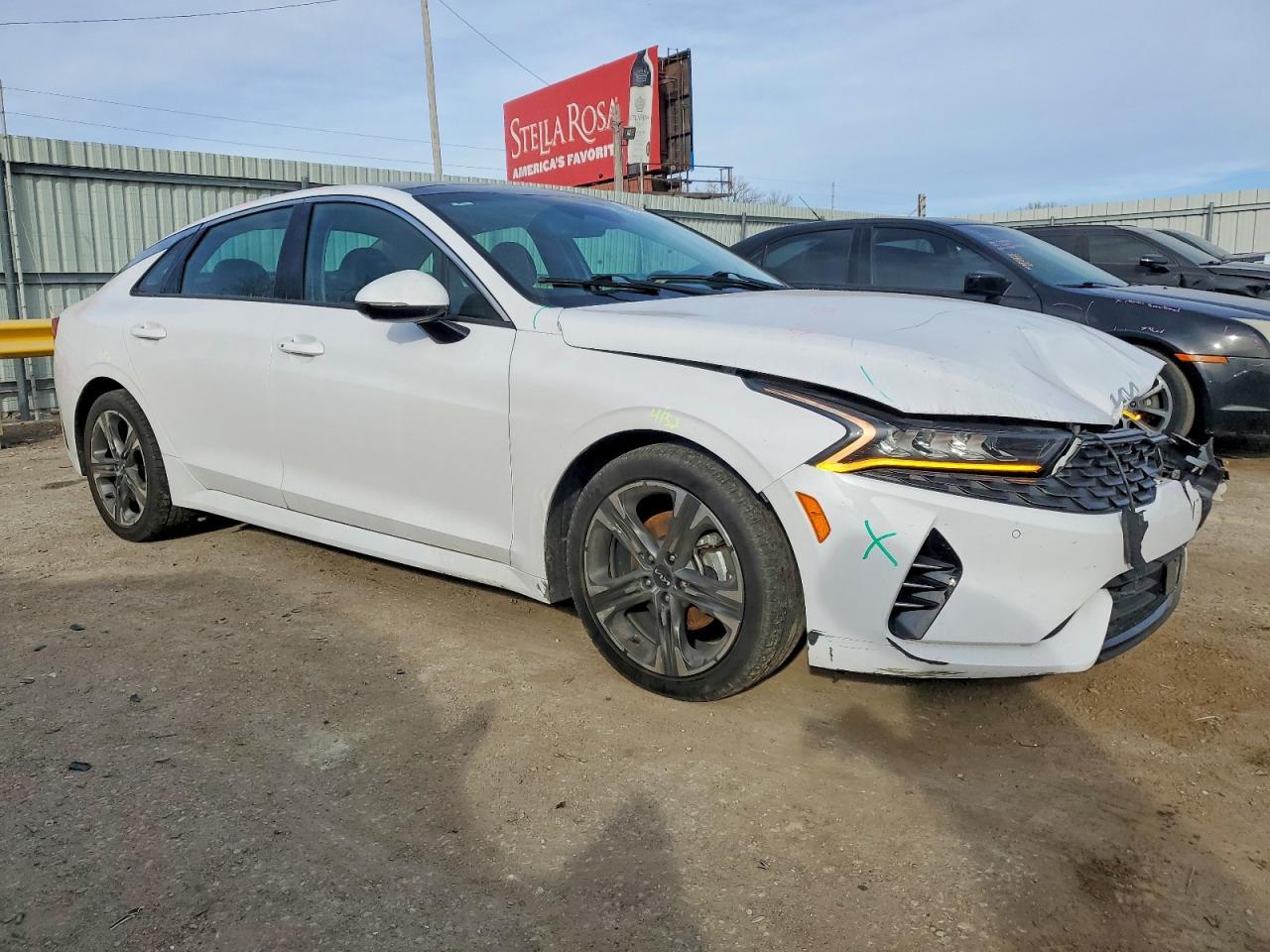 2022 Kia K5 Ex - Image 4