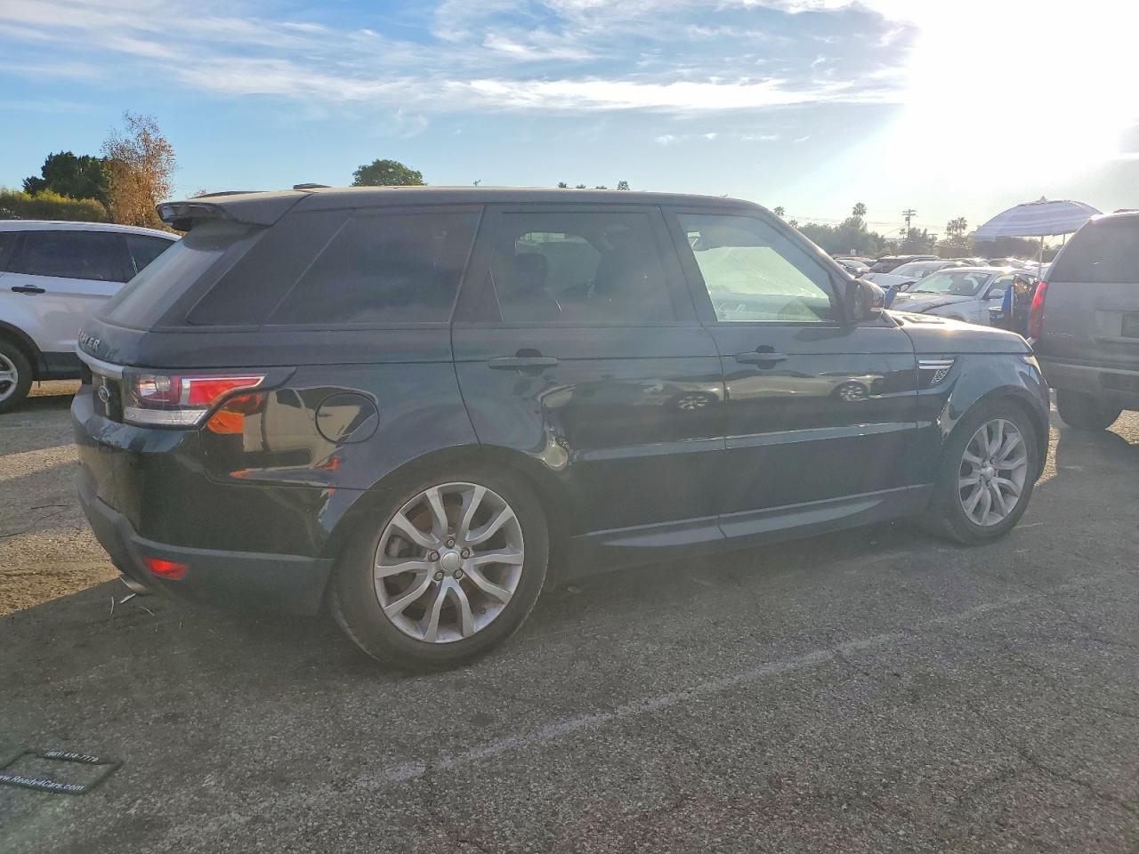 2014 Land Rover Range Rover Sport Hse - Image 3