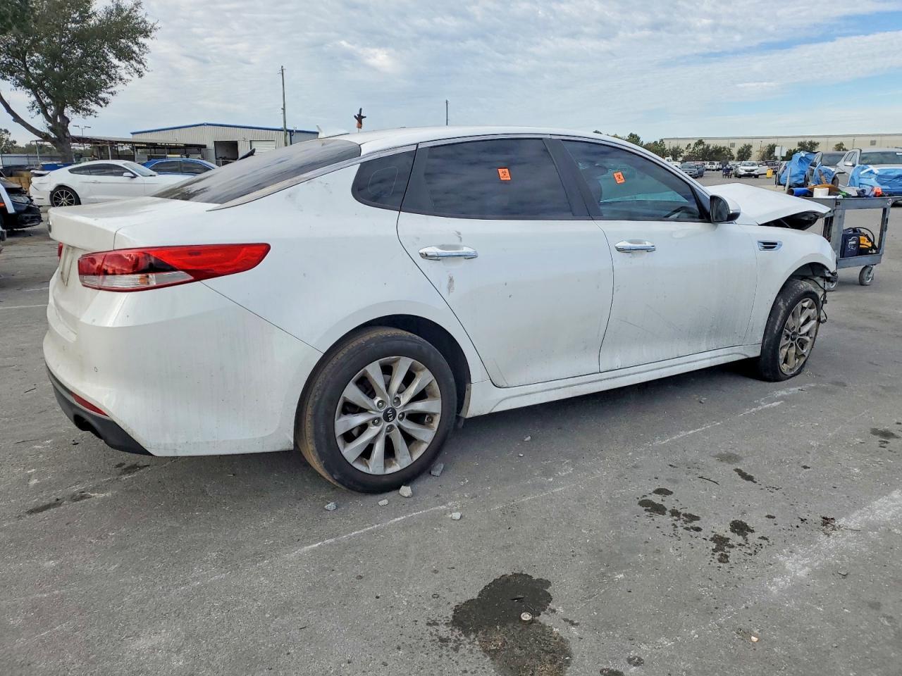 2018 Kia Optima Lx - Фото 3