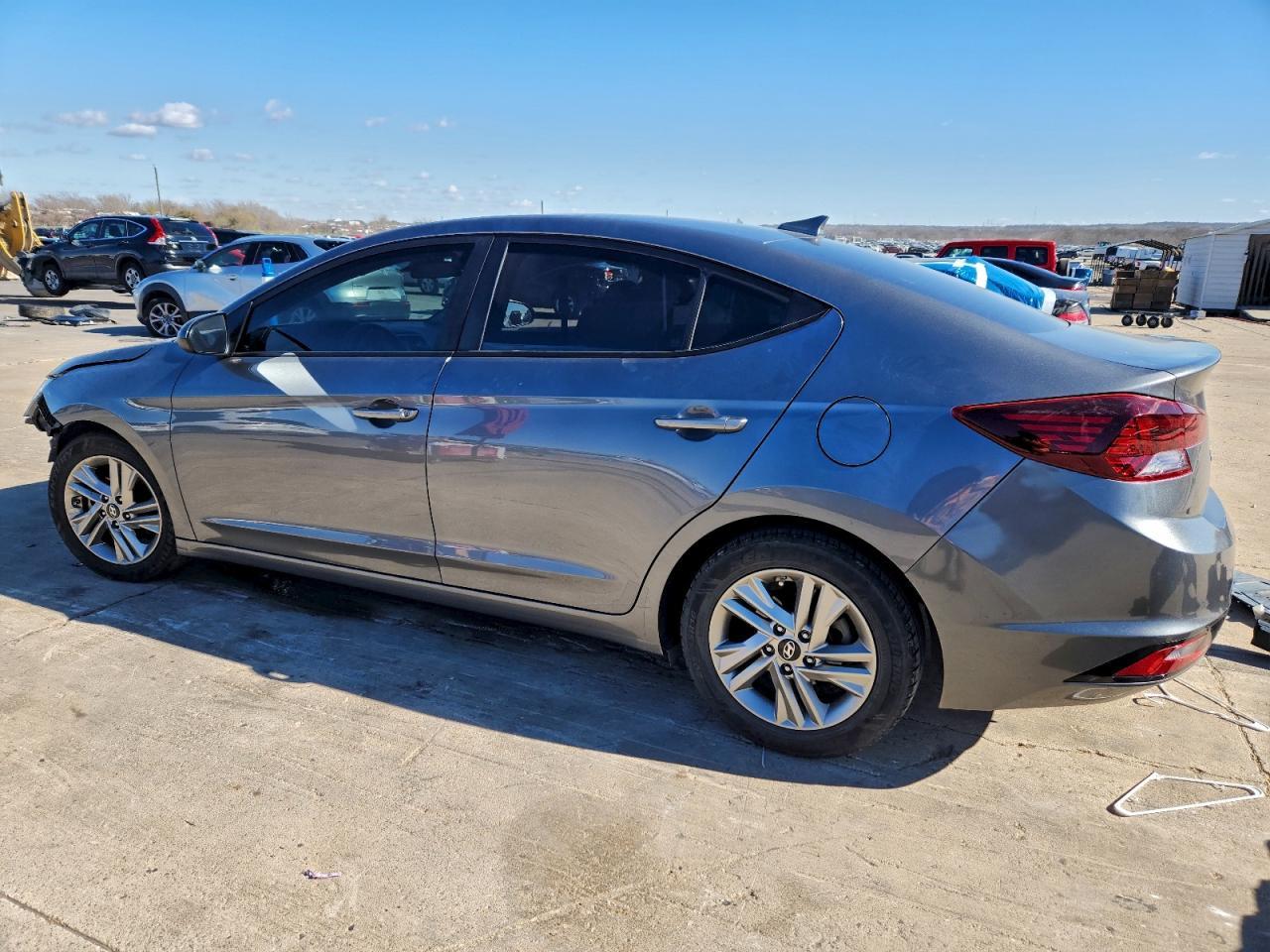 2019 Hyundai Elantra Sel - Фото 2