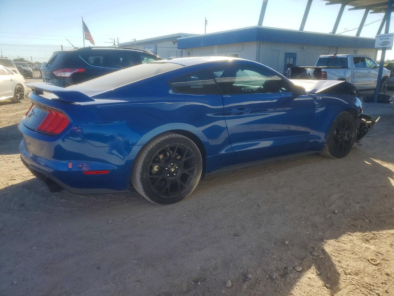 2018 Ford Mustang - Image 3