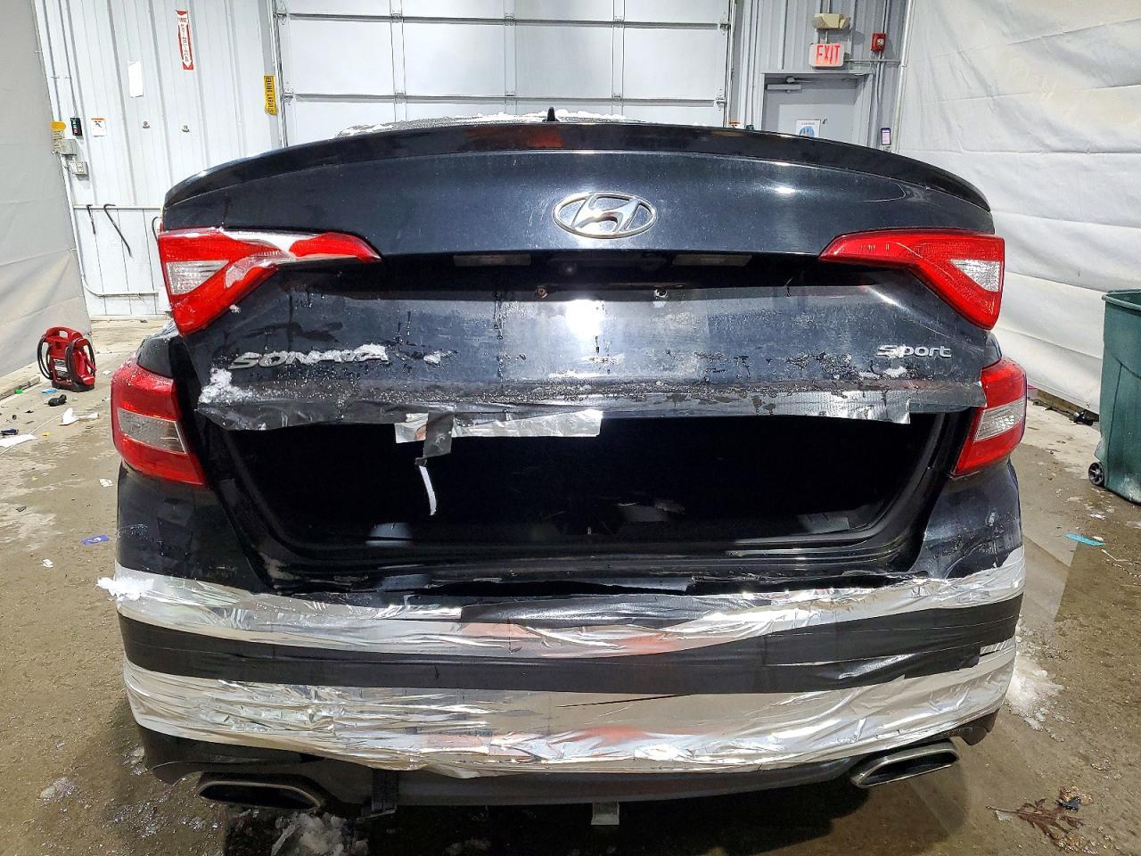 2016 Hyundai Sonata Sport - Image 6
