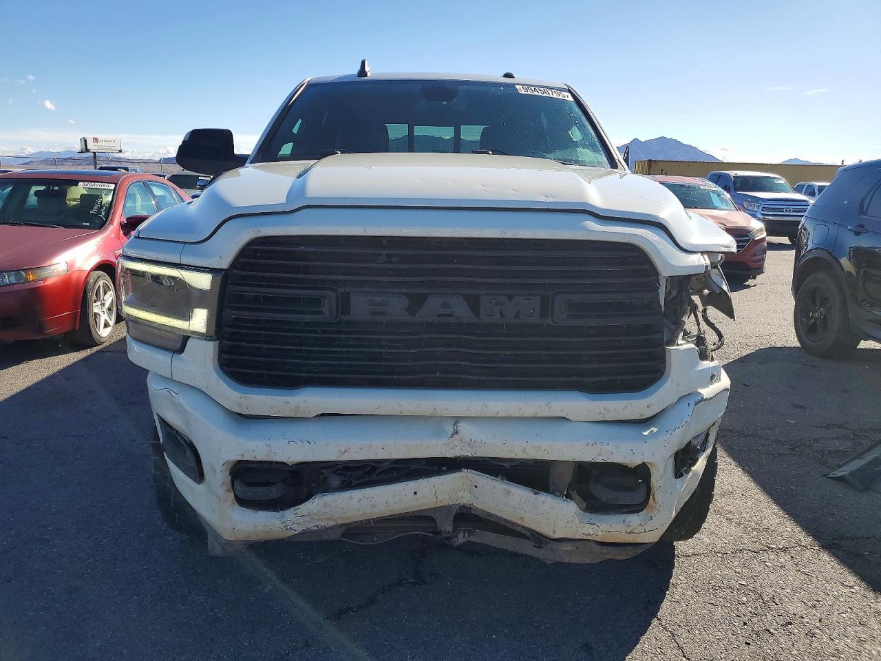 2021 Ram 2500 Laramie - Фото 5