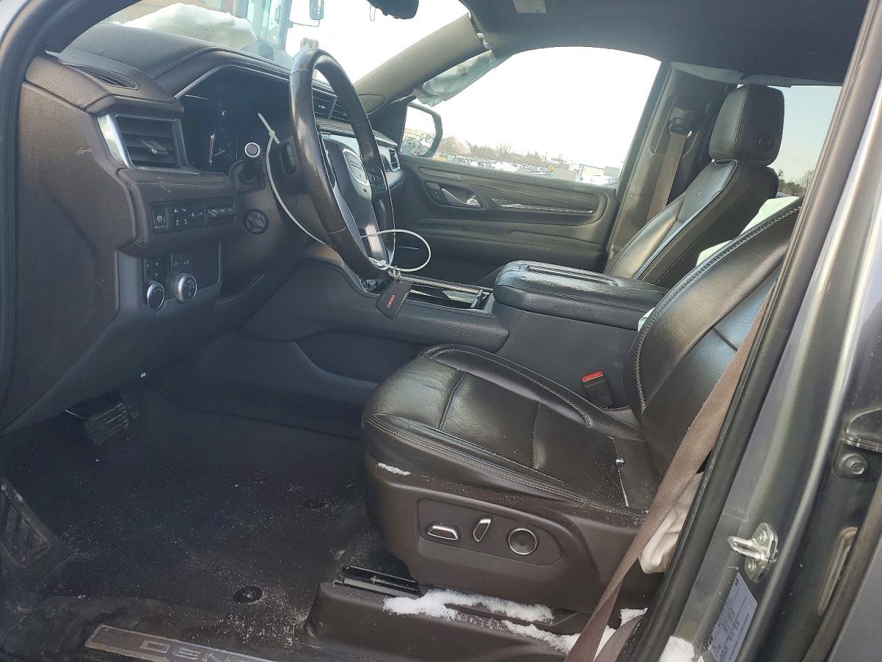 2021 GMC Yukon Denali - Image 7