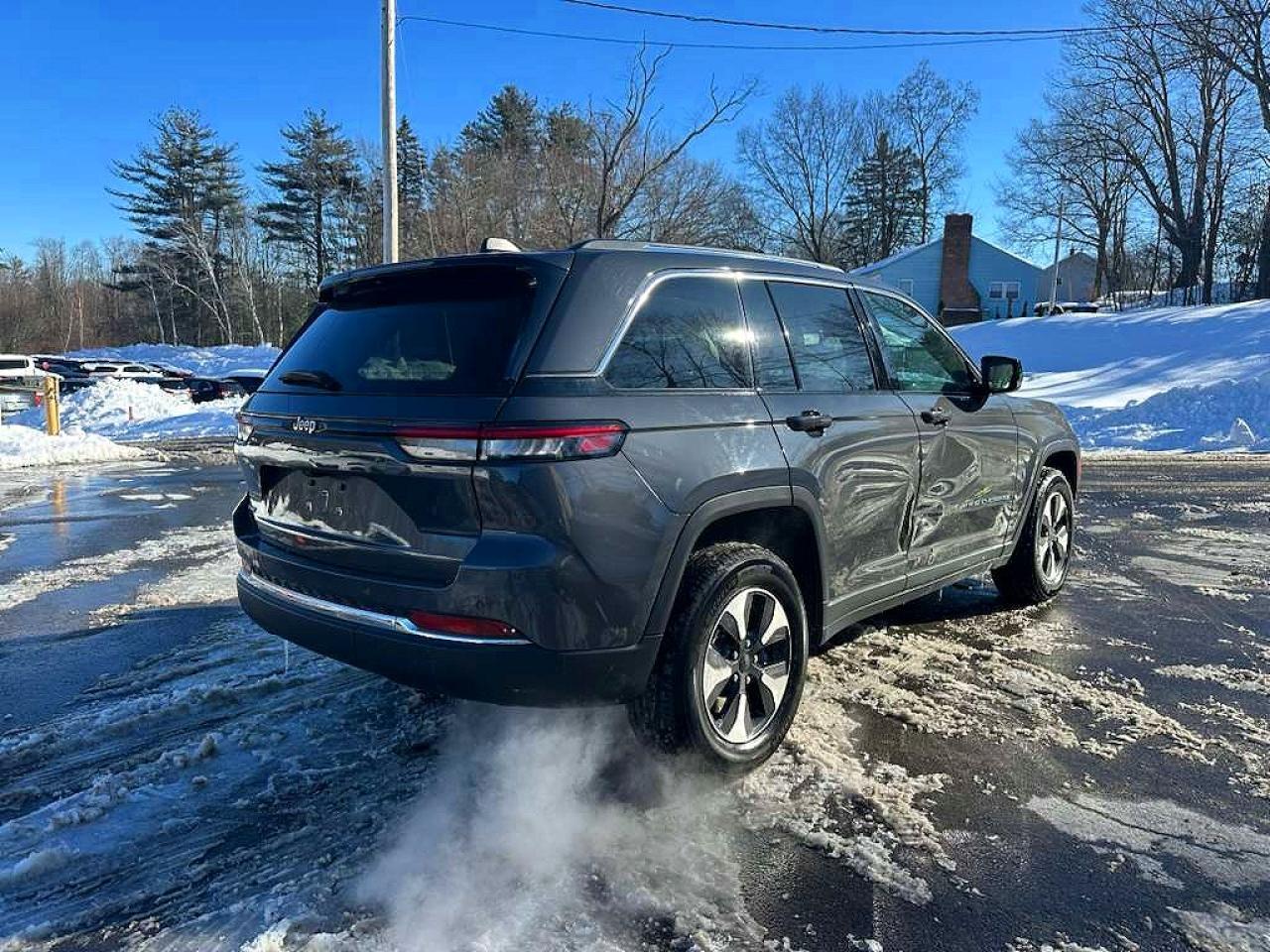 2024 Jeep Grand Cherokee Limited 4Xe - Image 3