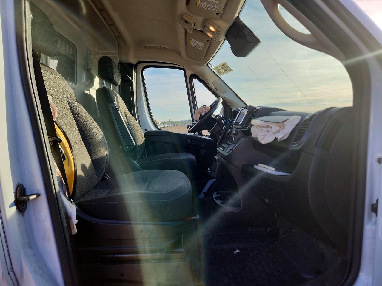 2023 Ram Promaster Utility / Service Van - Image 5