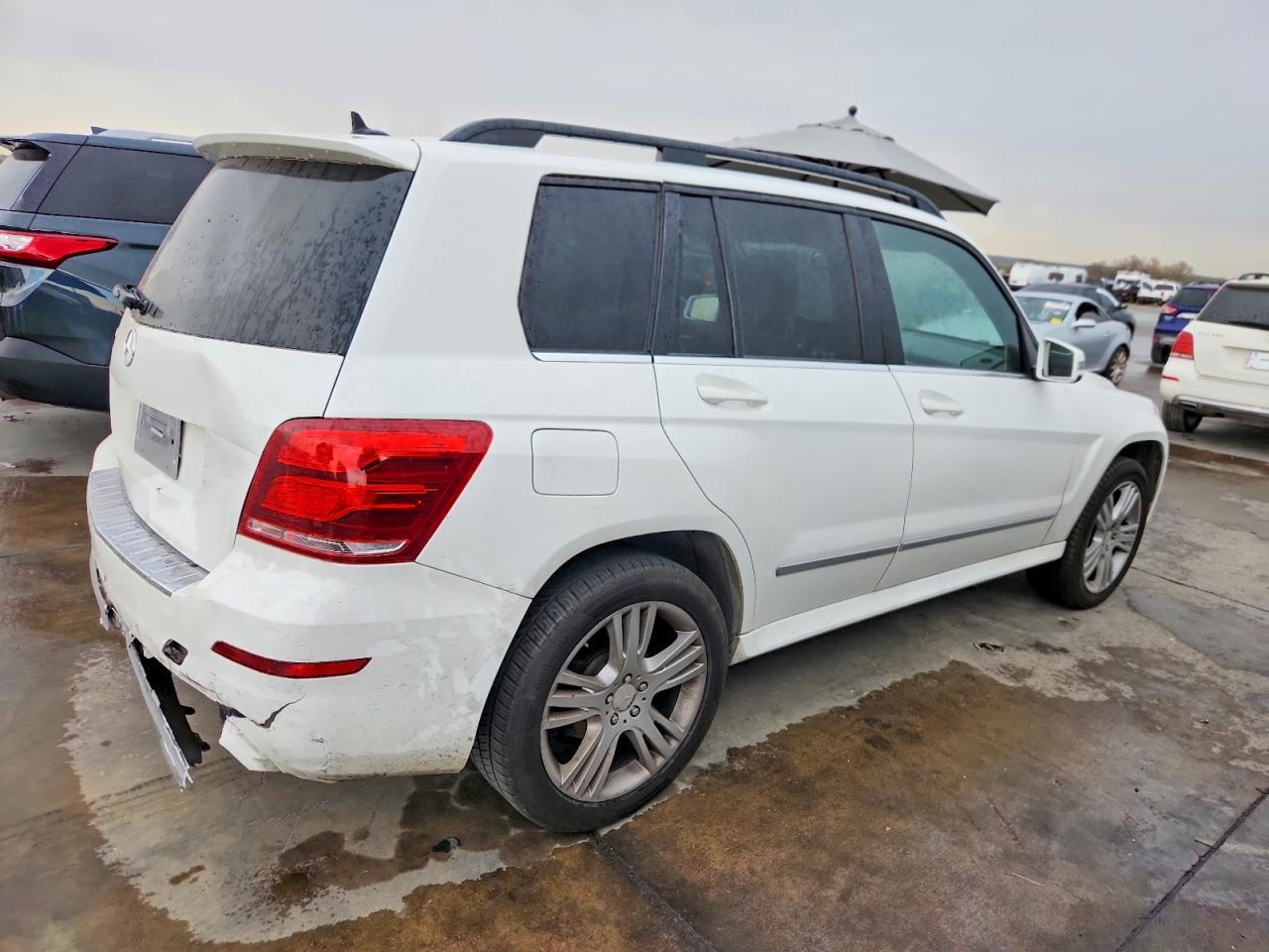 2014 Mercedes-Benz Glk 350 - Image 3