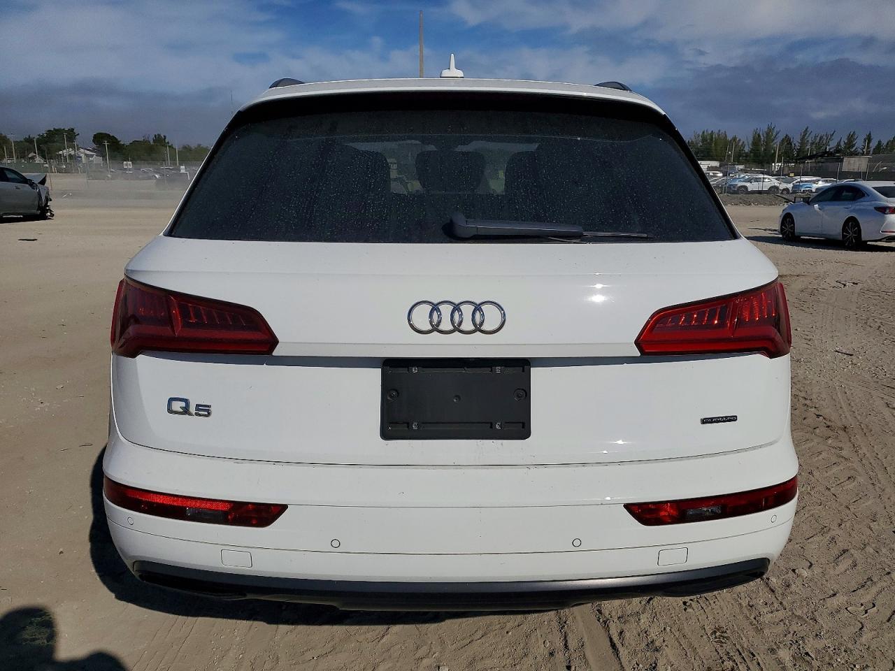 2020 Audi Q5 Premium - Фото 6