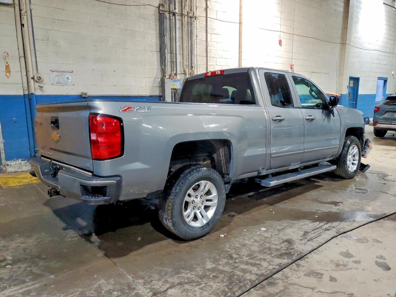 2017 Chevrolet Silverado K1500 Lt - Фото 3