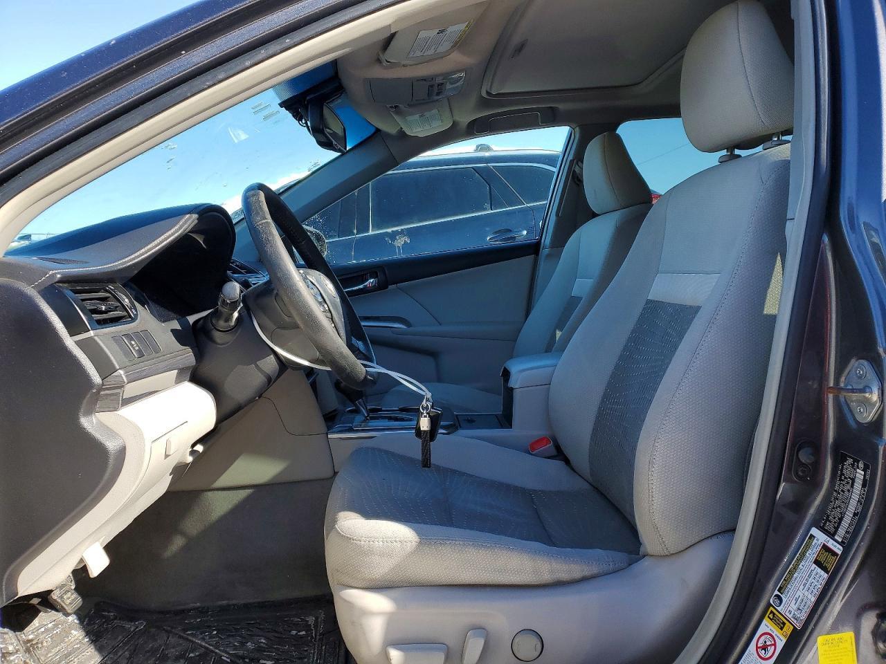 2013 Toyota Camry Hybrid - Фото 7