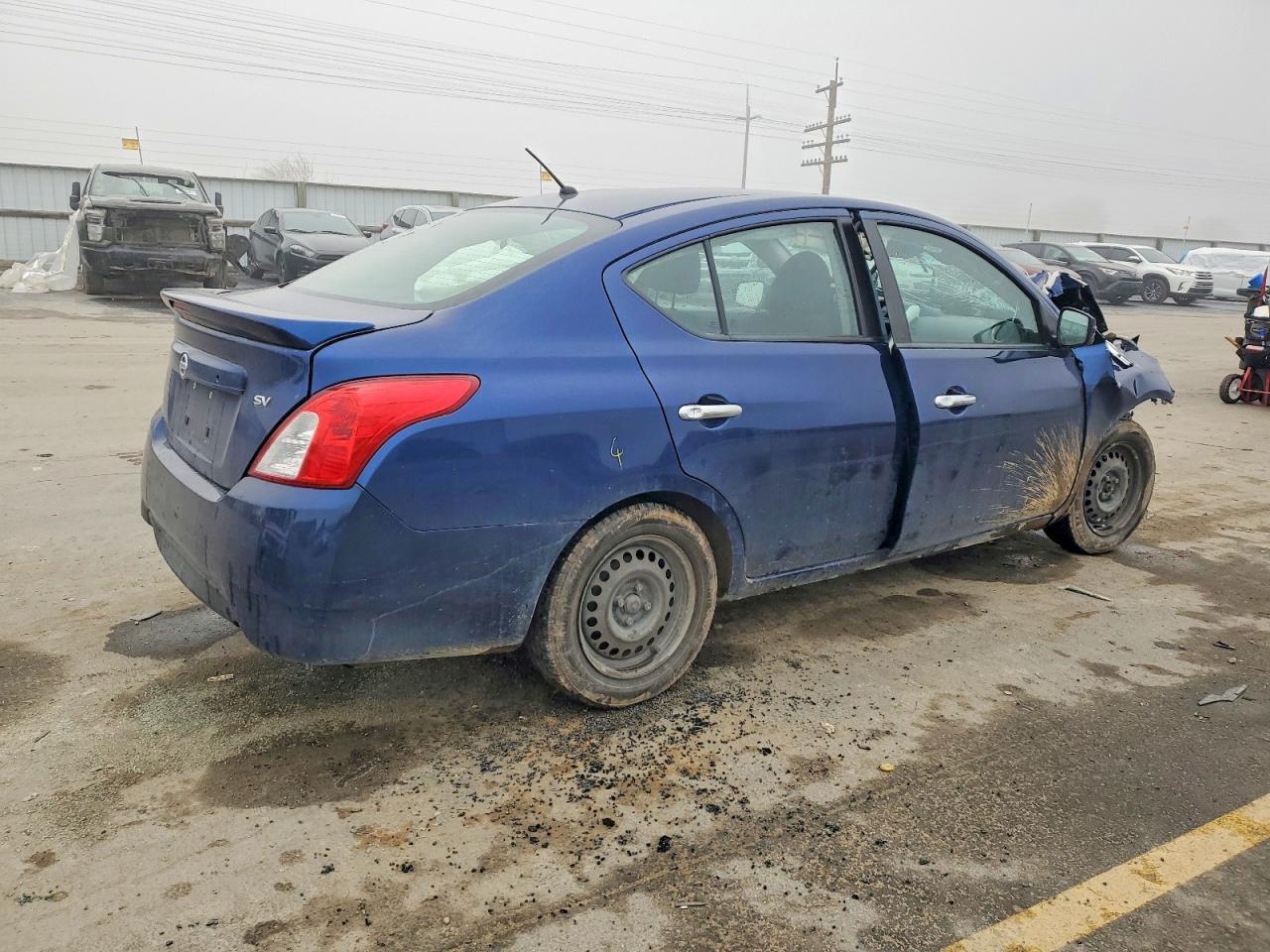 2018 Niss Versa - Image 3