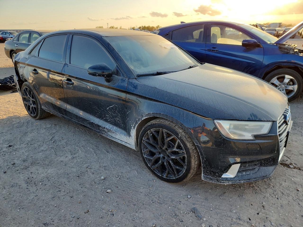 2018 Audi A3 Premium - Фото 4