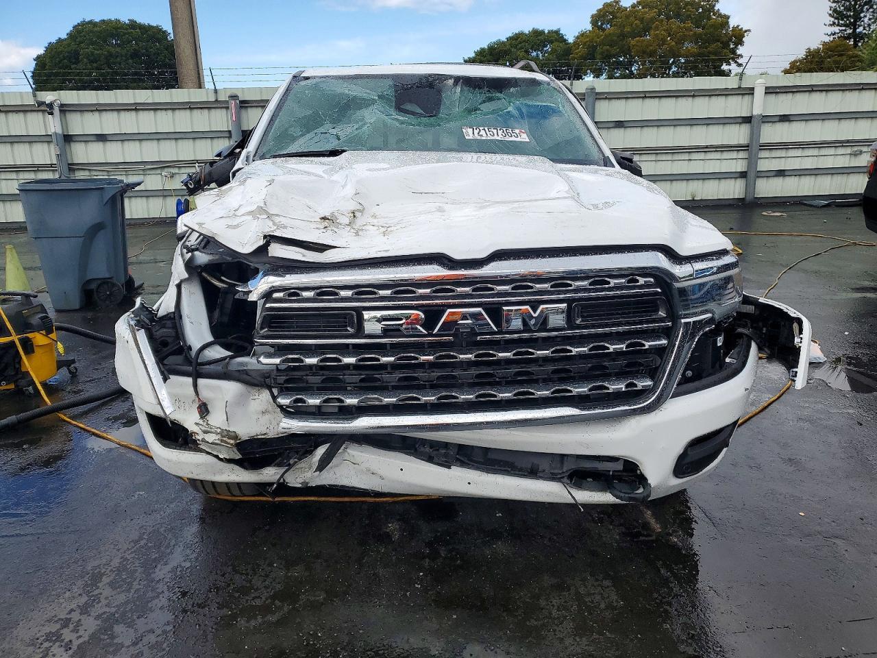 2025 Ram 1500 Limited - Image 5
