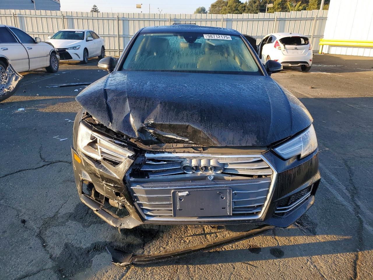 2018 Audi A4 Premium - Фото 5