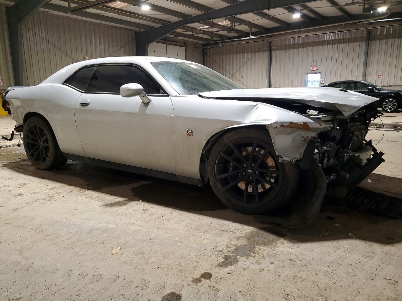 2020 Dodge Challenger R - Фото 4