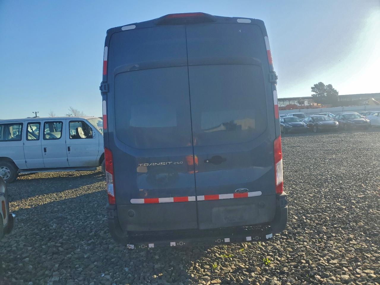 2020 Ford Transit T-250 Delivery Van - Фото 6