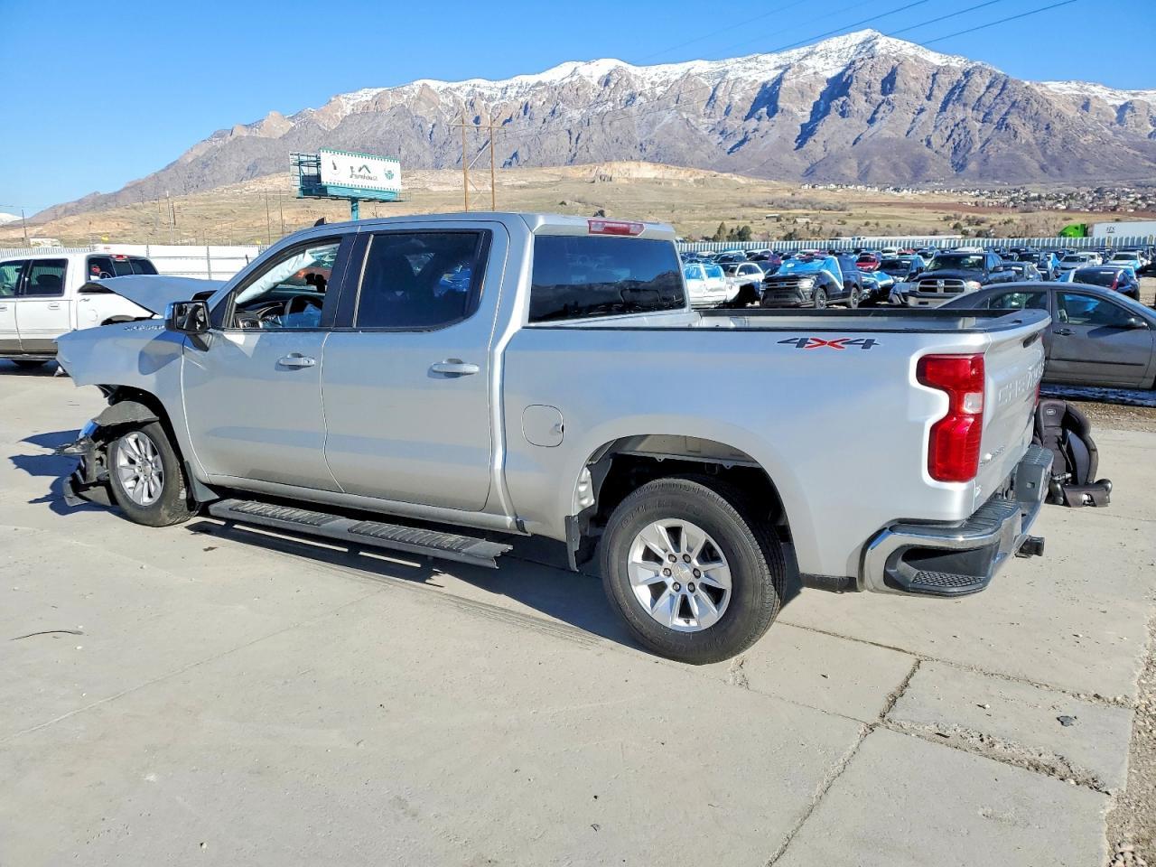 2020 Chevrolet Silverado K1500 Lt - Фото 2