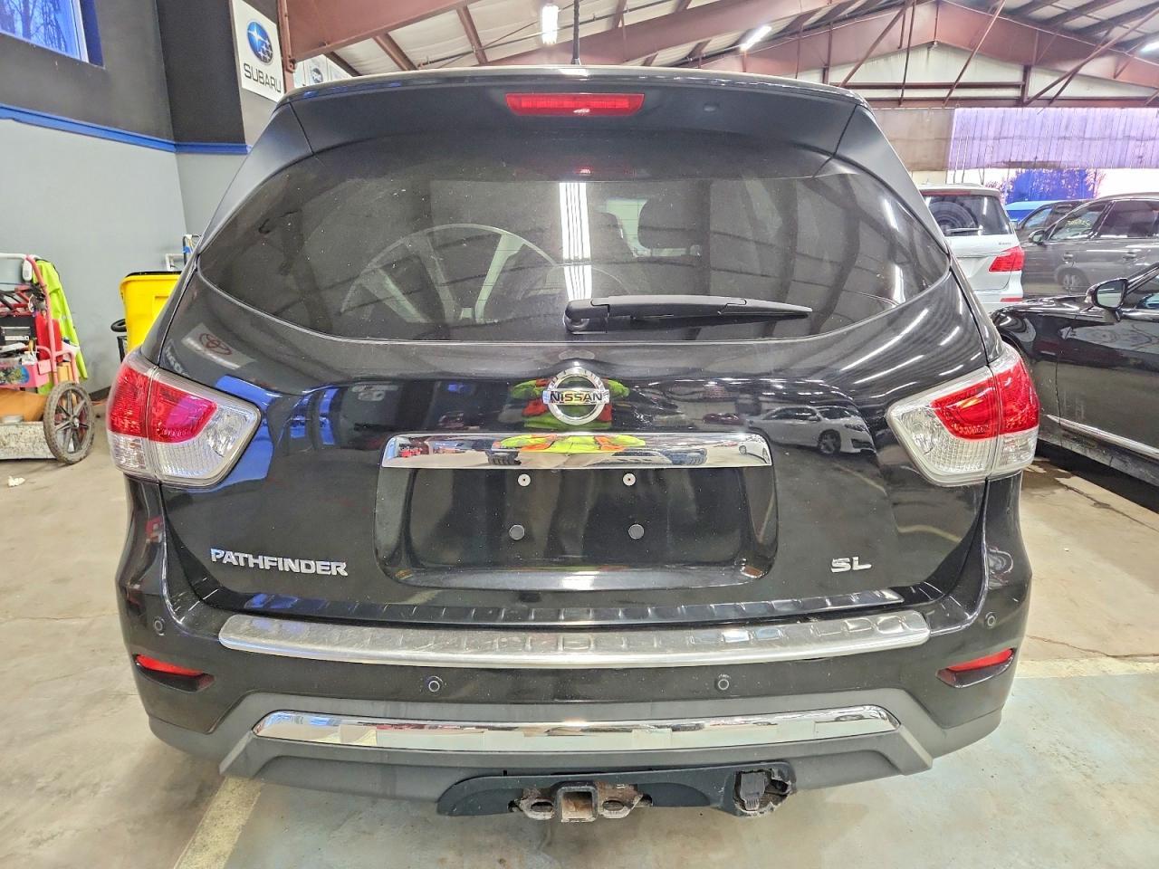 2016 Nissan Pathfinder S - Фото 6