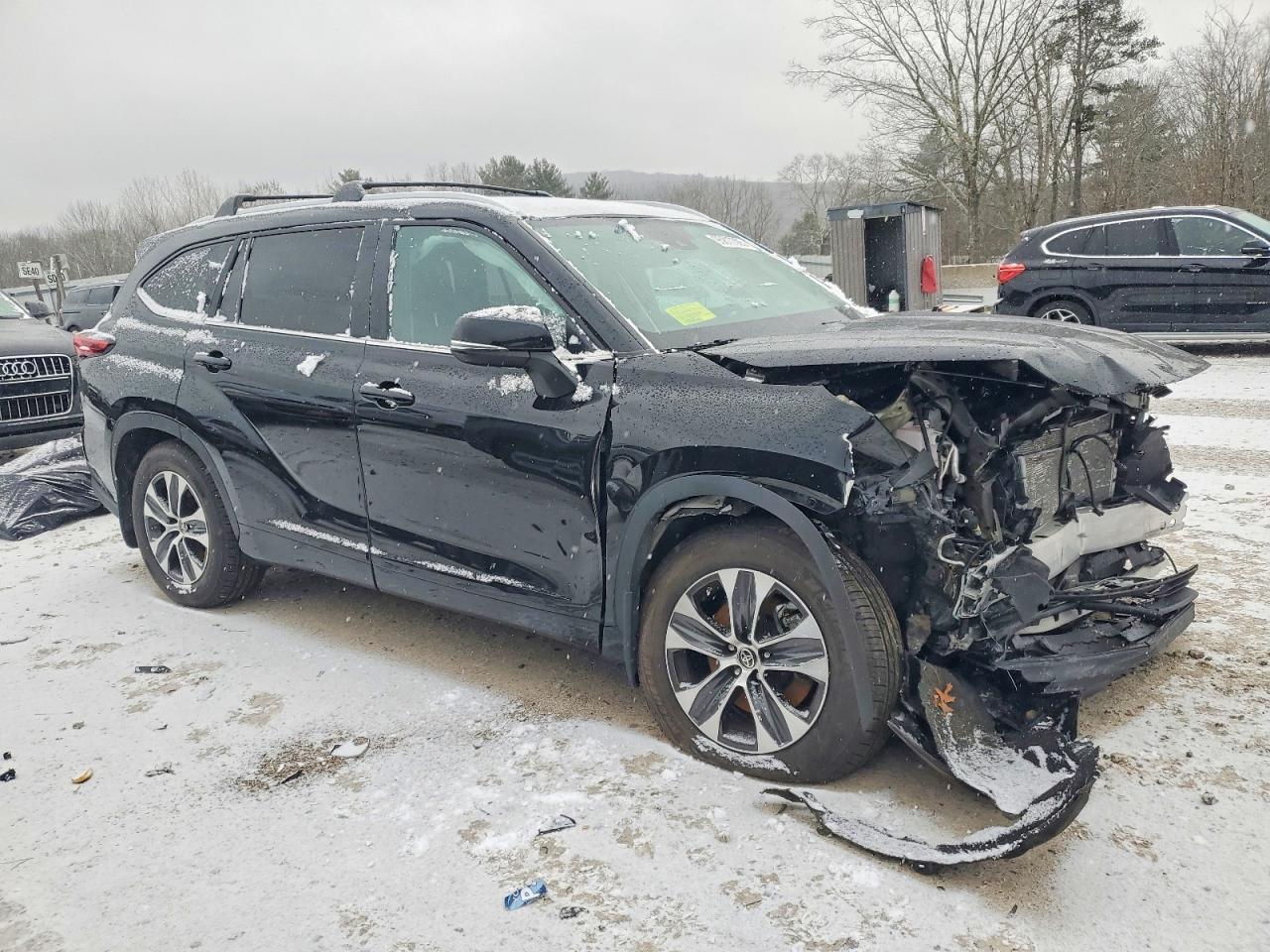 2023 Toyota Highlander L - Фото 4