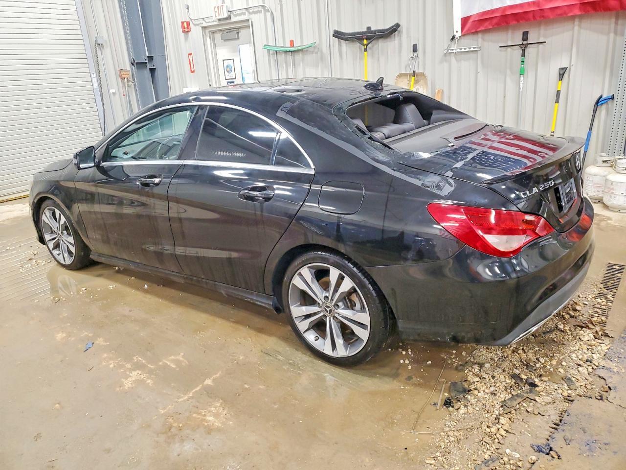 2019 Mercedes-Benz Cla 250 - Фото 2