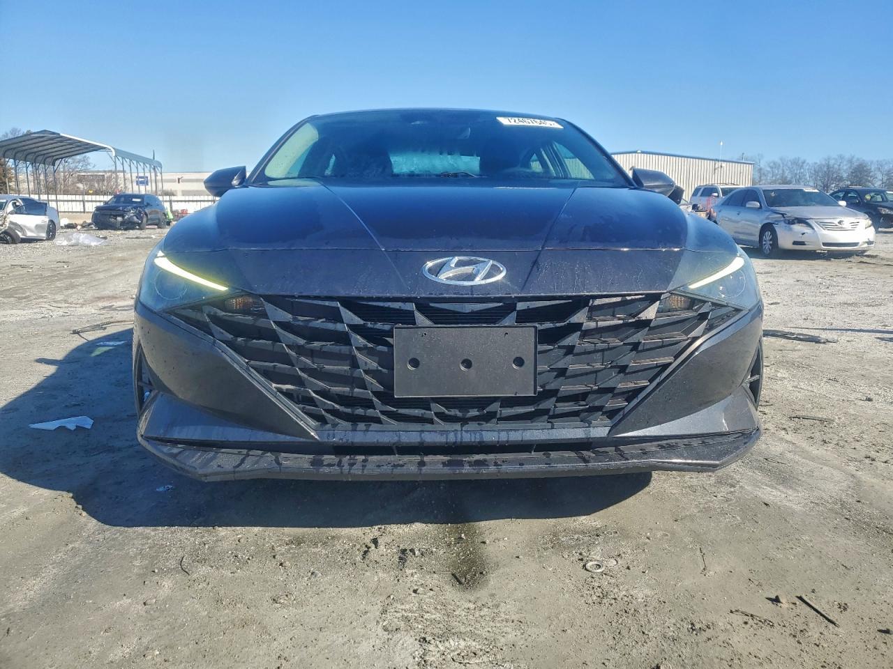 2021 Hyundai Elantra Se - Фото 5