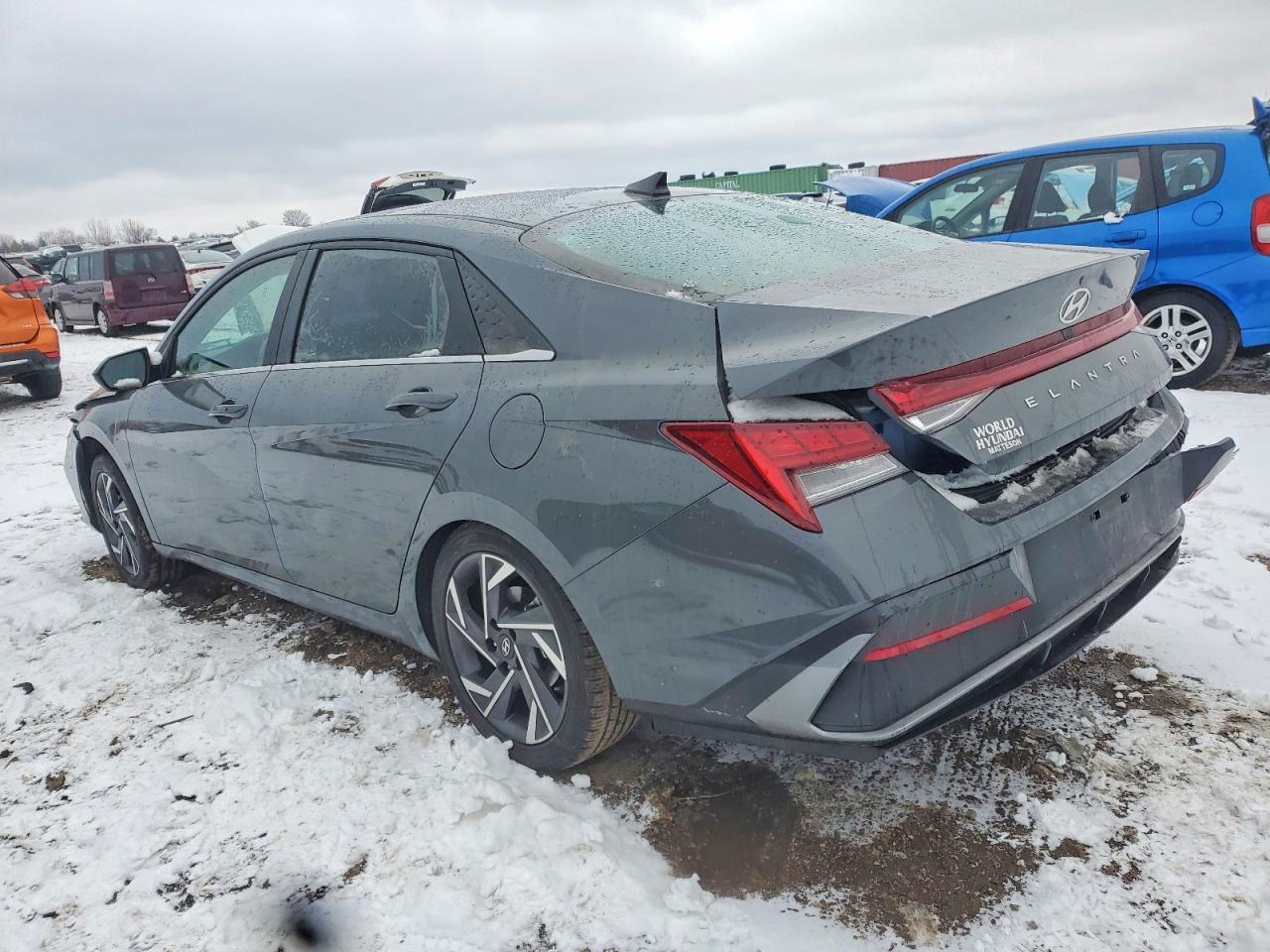 2024 Hyundai Elantra Sel - Image 2